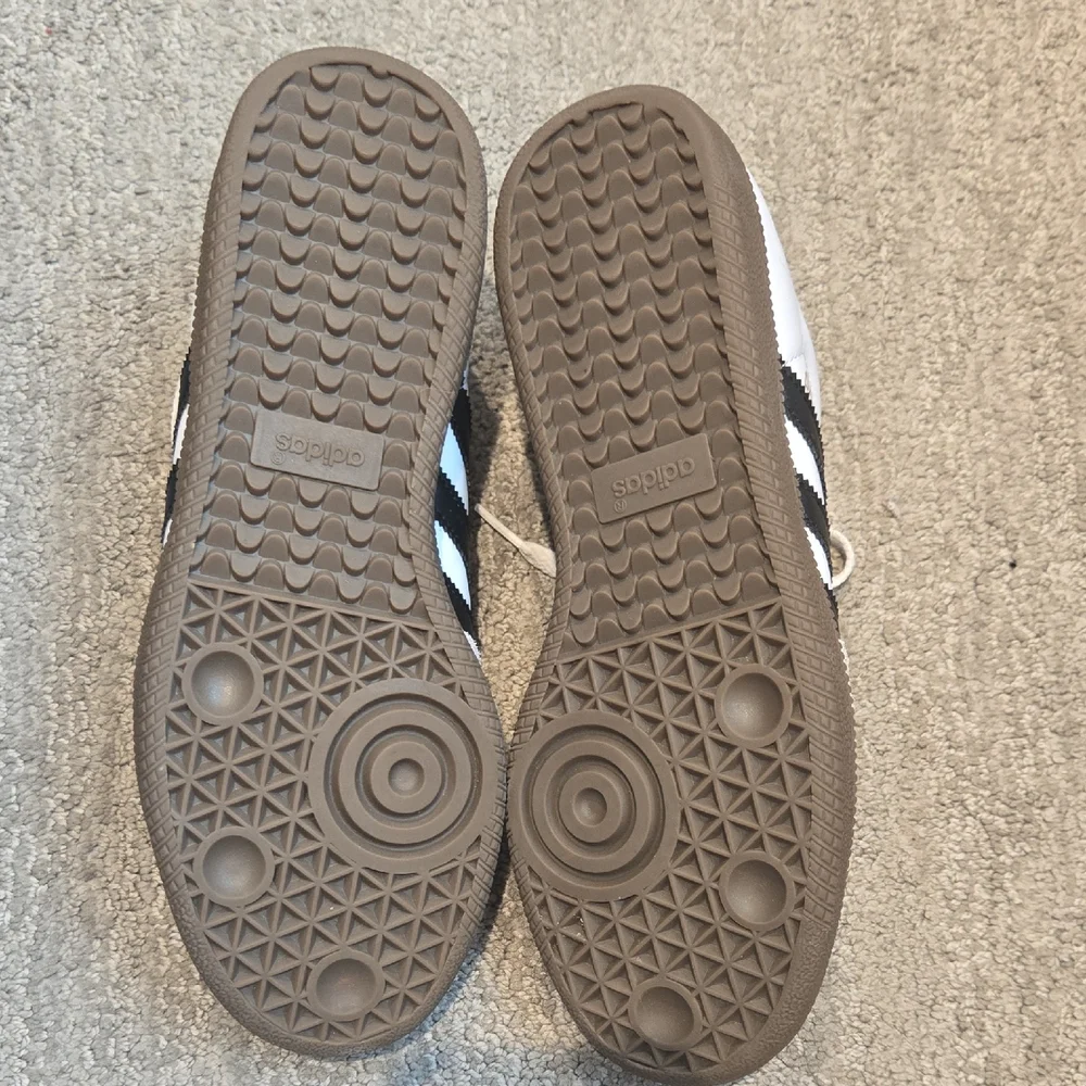 Adidas Samba White and Black Trainers Size 8 - Picture 3 of 16